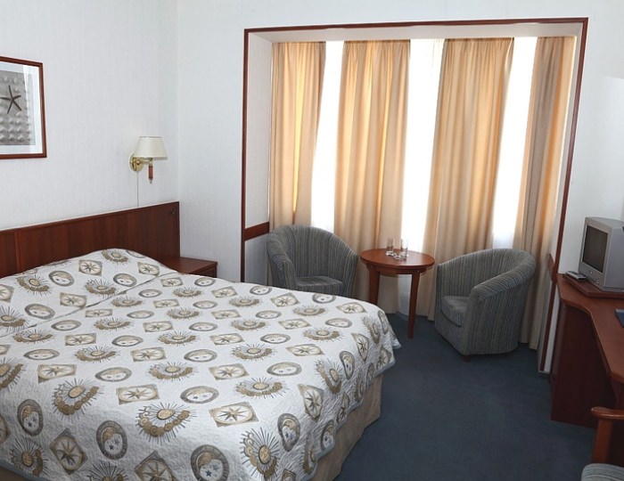 «Стандарт Плюс» с одной кроватью - Отель «Яхт-клуб Новый берег»