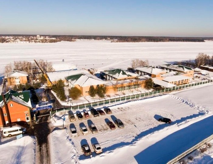 Контакты - Отель «Яхт-клуб Новый берег» Контакты - Отель «Яхт-клуб Новый берег»